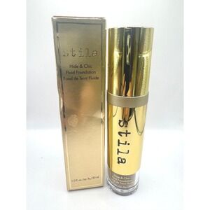 Stila Hide & Chic Fluid Foundation Tan Deep 4 NEW